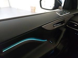 Jaguar F-Pace  2.0L i4D AWD Manual Portfolio  - Foto 19