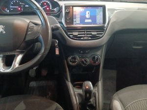 Peugeot 208  3P  1.2L PureTech 82 Style  - Foto 10
