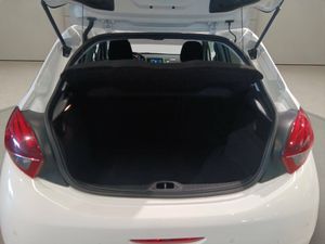 Peugeot 208  3P  1.2L PureTech 82 Style  - Foto 17