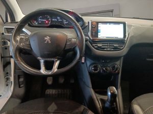 Peugeot 208  3P  1.2L PureTech 82 Style  - Foto 14
