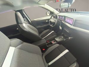 Opel Frontera 1.2T XHT Hybrid eDCT6 107kW GS  - Foto 16