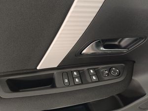 Citroën C4 Hybrid 145 ë-DCS6 Plus  - Foto 17