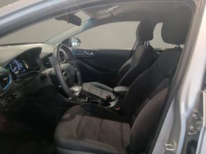 Hyundai IONIQ  1.6 GDI HEV  DCT Klass  - Foto 12