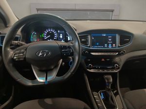 Hyundai IONIQ  1.6 GDI HEV  DCT Klass  - Foto 13