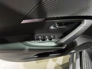 Peugeot 2008 Allure Gasolina 100 S&S 6 Vel. MAN  - Foto 17