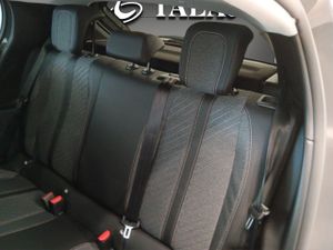 Peugeot 208 Allure HYBRID 110 eDCS6  - Foto 10