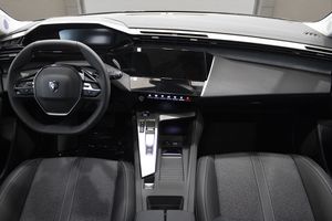 Peugeot 308 SW Allure BlueHDi 130 S&S EAT8  - Foto 8