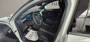 Opel Corsa 1.2T XHLHybrid 81kW GS eDCT  - Foto 12