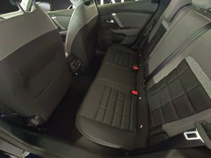 Citroën C4 Hybrid 145 ë-DCS6 Collection  - Foto 10