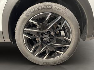 Peugeot 3008 Hybrid 1.2 107KW Allure eDCS6  - Foto 13