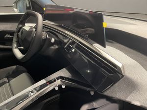 Peugeot 3008 Hybrid 1.2 107KW Allure eDCS6  - Foto 17