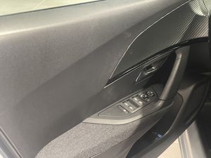 Peugeot 2008 N2008 Style Hybrid 145 eDCS6  - Foto 18