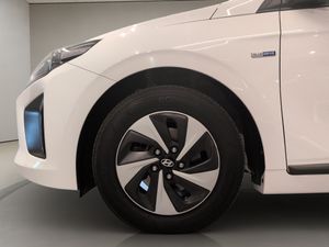 Hyundai IONIQ 1.6 GDI HEV Klass DCT  - Foto 13