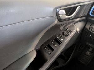 Hyundai IONIQ 1.6 GDI HEV Klass DCT  - Foto 20