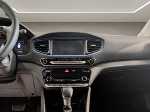 Hyundai IONIQ 1.6 GDI HEV Klass DCT  - Foto 17