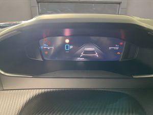 Peugeot 2008 N2008 Allure Hybrid 145 eDCS6  - Foto 18