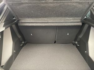 Peugeot 2008 N2008 Allure Hybrid 145 eDCS6  - Foto 8