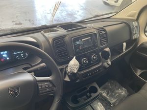 Peugeot Boxer Nuevo Boxer Caja Cabina 3.5 L4 H1 Heavy BlueHDi 140 S&S 6v MAN      - Foto 11