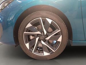 Peugeot 308 5P GT Hybrid MHEV 136 e-DCS6  - Foto 13