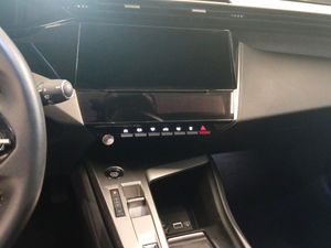 Peugeot 308 5P GT Hybrid MHEV 136 e-DCS6  - Foto 14