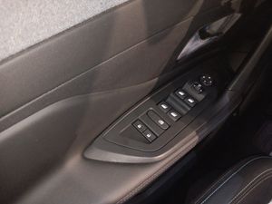 Peugeot 308 5P GT Hybrid MHEV 136 e-DCS6  - Foto 20