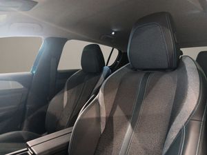 Peugeot 308 5P GT Hybrid MHEV 136 e-DCS6  - Foto 15