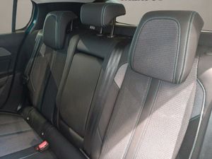 Peugeot 308 5P GT Hybrid MHEV 136 e-DCS6  - Foto 12