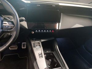 Peugeot 408 408 GT HYBRID 136 eDCS6  - Foto 17