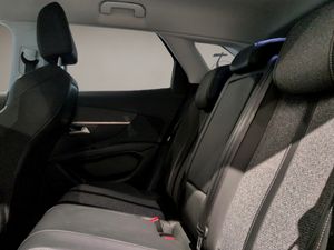 Peugeot 3008 1.2 PURETECH 96KW (130CV) ALLURE S&S  - Foto 11