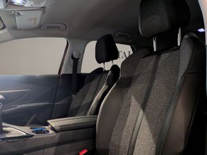 Peugeot 3008 1.2 PURETECH 96KW (130CV) ALLURE S&S  - Foto 14