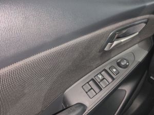 Mazda 2 1.5 GE 66kW (90CV) Black Tech Edition  - Foto 19