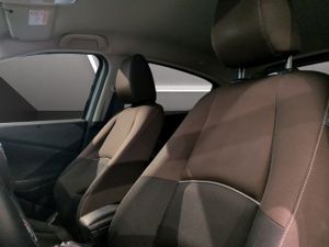 Mazda 2 1.5 GE 66kW (90CV) Black Tech Edition  - Foto 11