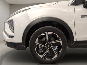 Mitsubishi Eclipse Cross 2.4 PHEV Kaiteki Auto 4WD  - Foto 12