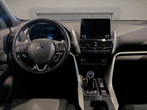 Mitsubishi Eclipse Cross 2.4 PHEV Kaiteki Auto 4WD  - Foto 9