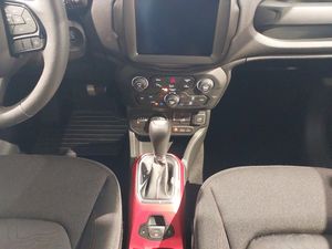 Jeep Renegade 4xe Trailhawk 1.3 PHEV 240hp AT EAWD  - Foto 17