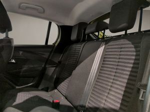 Peugeot 208 Active Puretech 100  - Foto 12