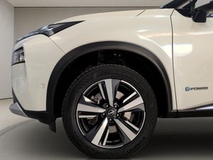 Nissan X-Trail 5pl 1.5 e-4ORCE 158kW 4x4 A/T Tekna  - Foto 9