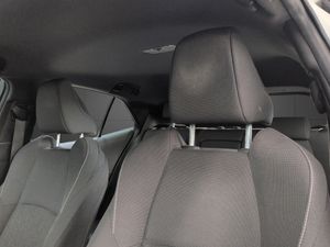 Toyota Corolla 1.8 125H ACTIVE TECH E-CVT  - Foto 13