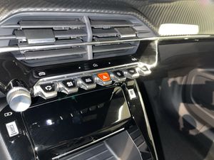 Peugeot 2008 N2008 Allure Hybrid 145 eDCS6  - Foto 13