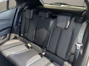 Peugeot 2008 N2008 Allure Hybrid 145 eDCS6  - Foto 10