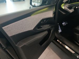 Peugeot 3008 Hybrid 1.2 107KW GT eDCS6  - Foto 17