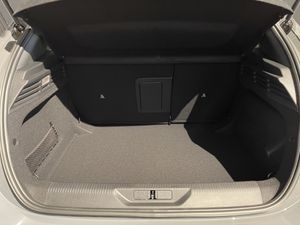 Peugeot 308 5P Allure Hybrid MHEV 136 e-DCS6  - Foto 8