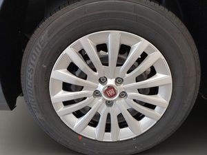 Fiat Tipo Sedán Diésel MT 1.6 95kW (130CV)  - Foto 13