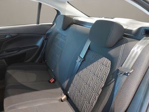 Fiat Tipo Sedán Diésel MT 1.6 95kW (130CV)  - Foto 12