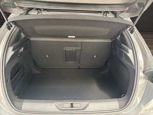 Peugeot 308 5P GT Hybrid MHEV 145 e-DCS6  - Foto 13