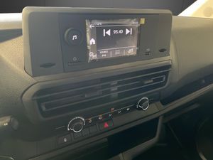 Peugeot Expert  EXPERT Doble Cabína Plegable M Diesel 120cv Manual       - Foto 17