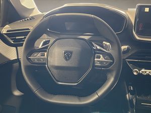 Peugeot 208 Allure HYBRID 110 eDCS6  - Foto 17