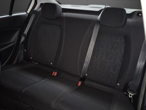 Fiat Tipo Sedán Diésel MT 1.6 95kW (130CV)  - Foto 12