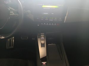 Peugeot 308  5P  BlueHDi 130 S&S EAT8 GT  - Foto 13