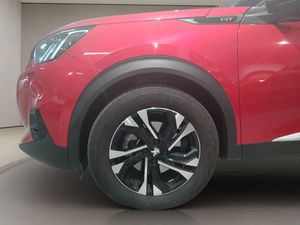 Peugeot 2008   BlueHDI 130 S&S EAT8 GT  - Foto 13